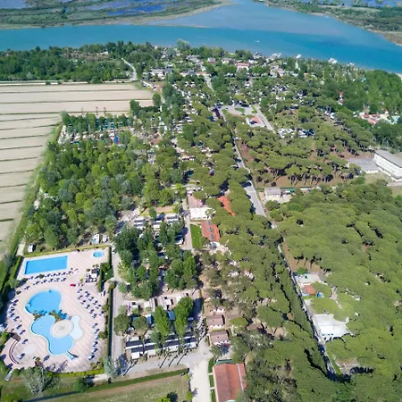Kamp alanı Laguna Village 2*