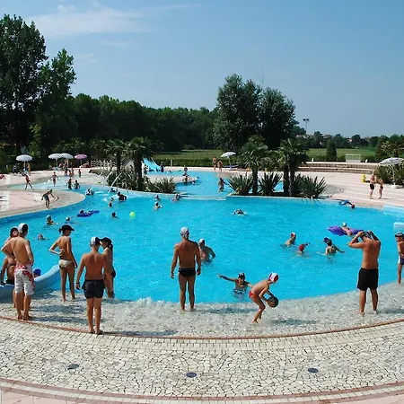 Camping Laguna Village 2*