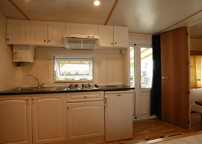 Кемпинг Laguna Village