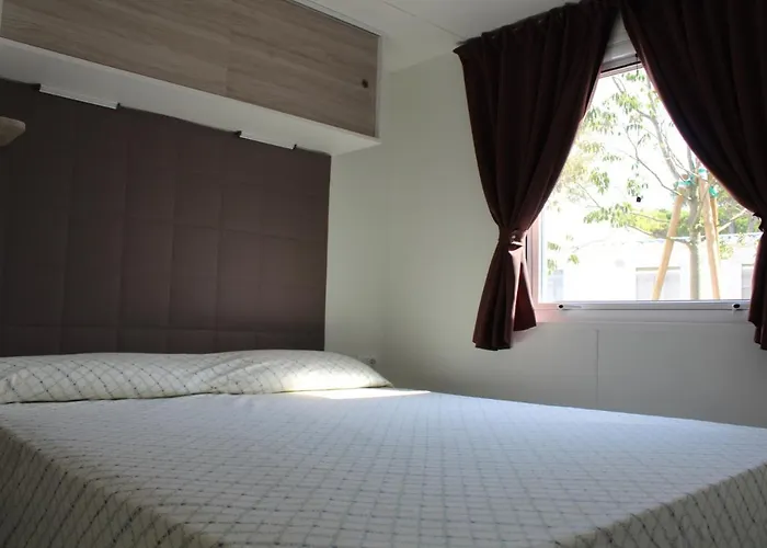 Кемпинг Laguna Village 2*